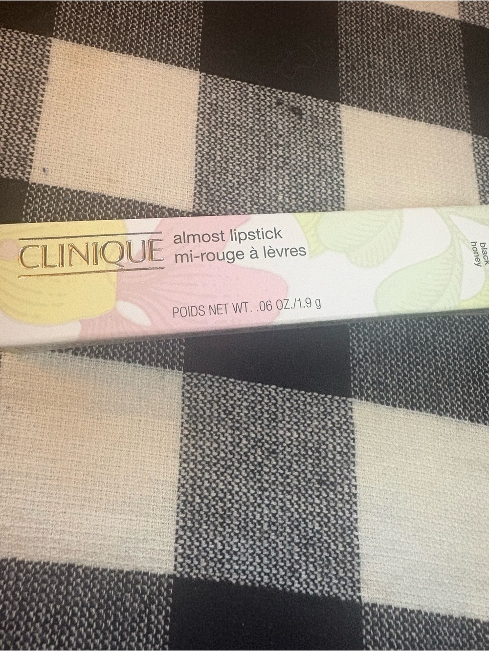 Clinique Almost Lipstick - Black Honey - Picture 3 of 7
